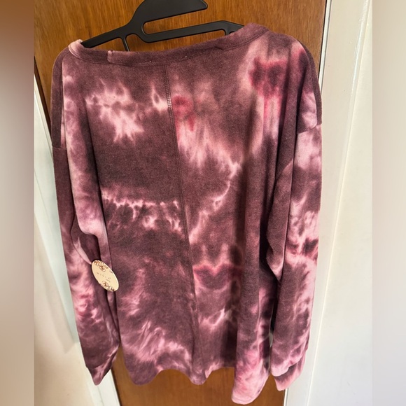 Ladies new with tags size 2X pullover by Misia Curvy - Picture 10 of 13